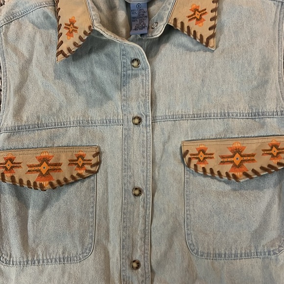 Cambridge Dry Goods Vintage shirt. Size 8 - Picture 4 of 6